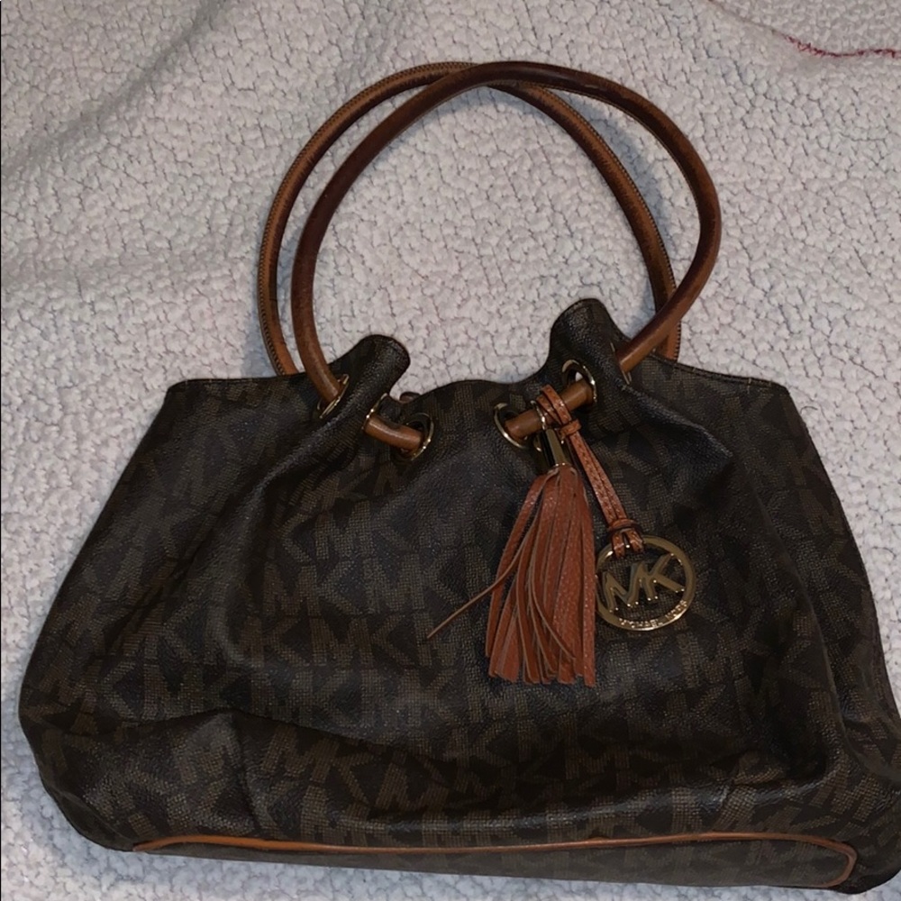 Michael Kors Ring Shoulder bag